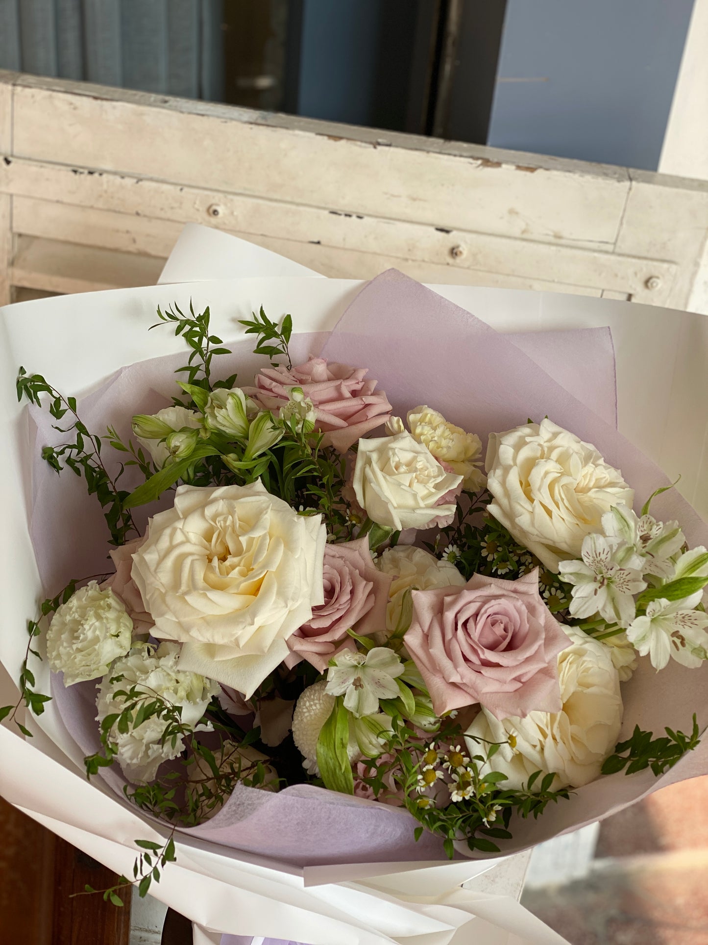 我和妳手牽手的背影